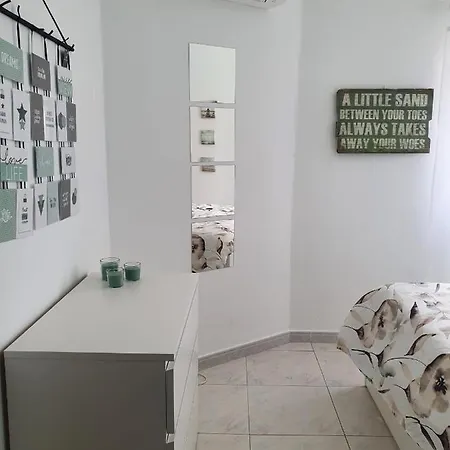 Brisa'S Haven Guesthouse !Pet Friendly! Lagos Exterior photo